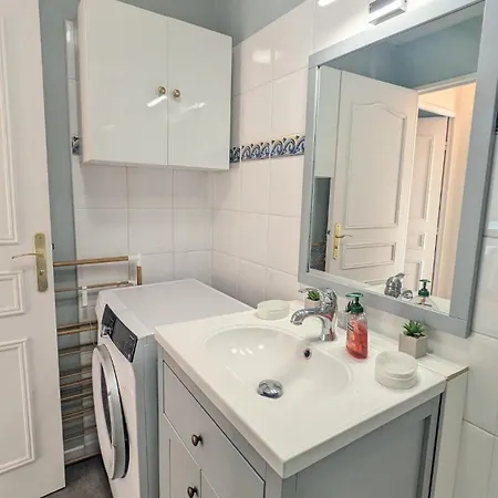 Apartment Le Panoramique, F2- Vue Imprenable, Wifi & Parking *