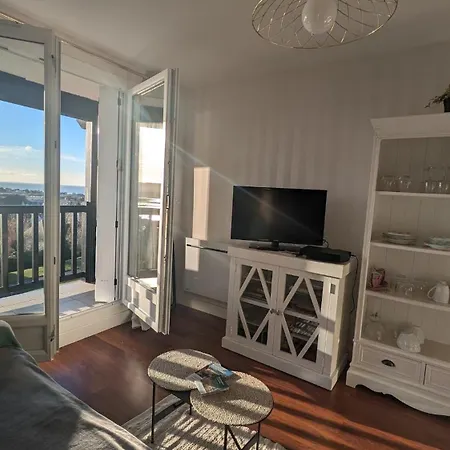 Apartment Le Panoramique, F2- Vue Imprenable, Wifi & Parking